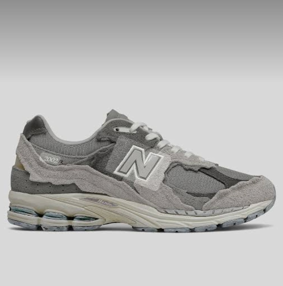 Screenshot_20260924_224752_Google New Balance sneakers - Image 1
